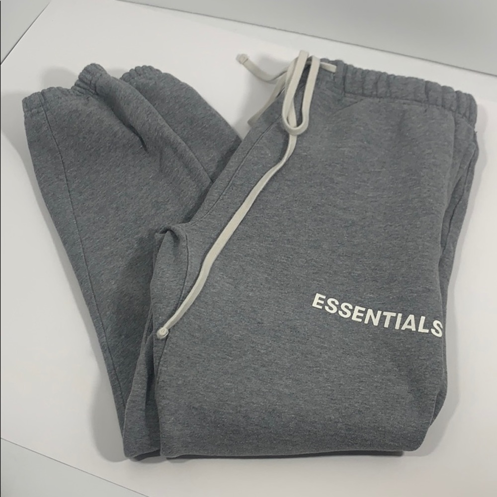 Fear of God Essentials Sweatpants Gray, Medium